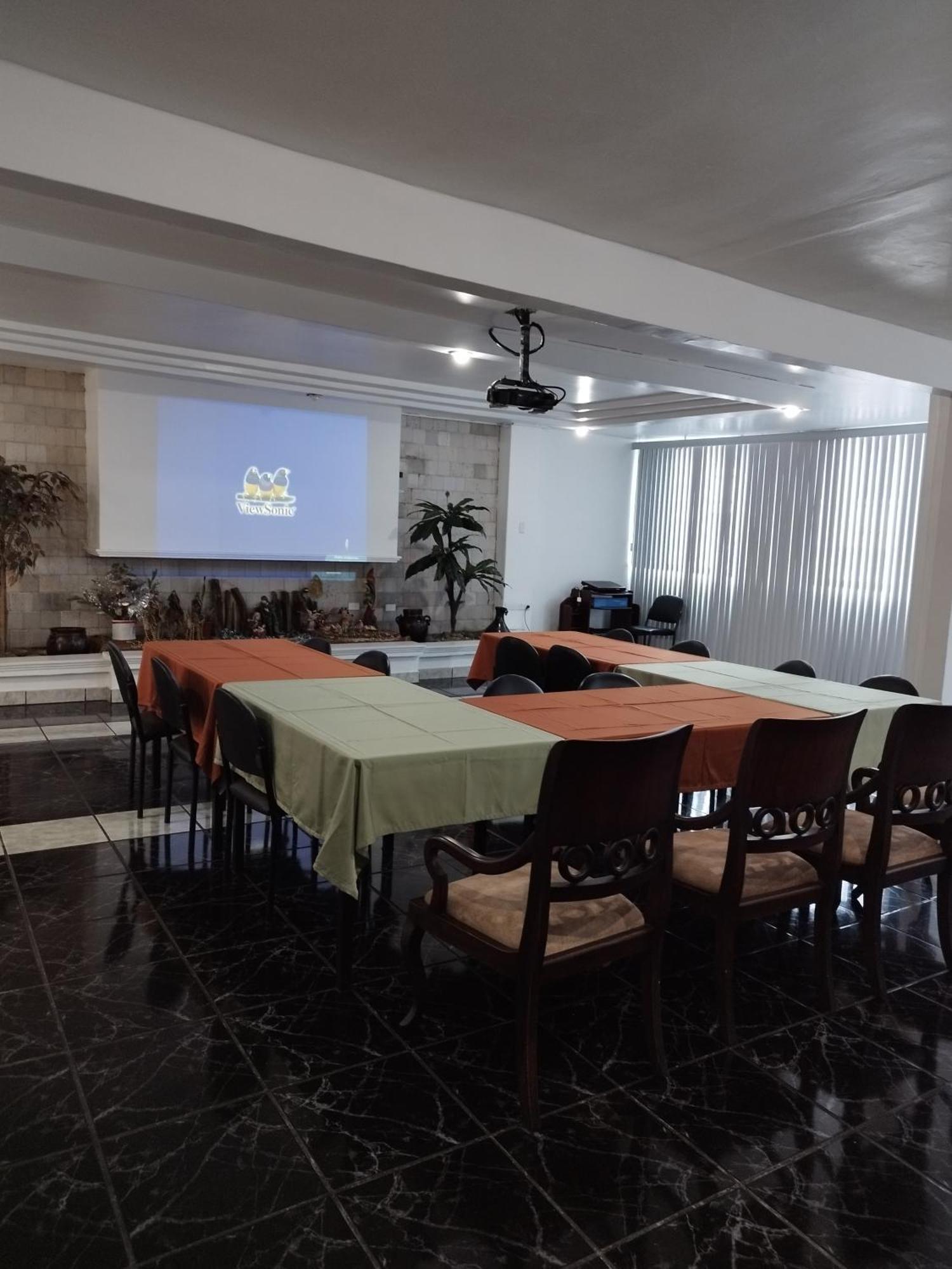 Hotel Puerta Del Sol Санто-Домінґо-де-лос-Колорадос Екстер'єр фото
