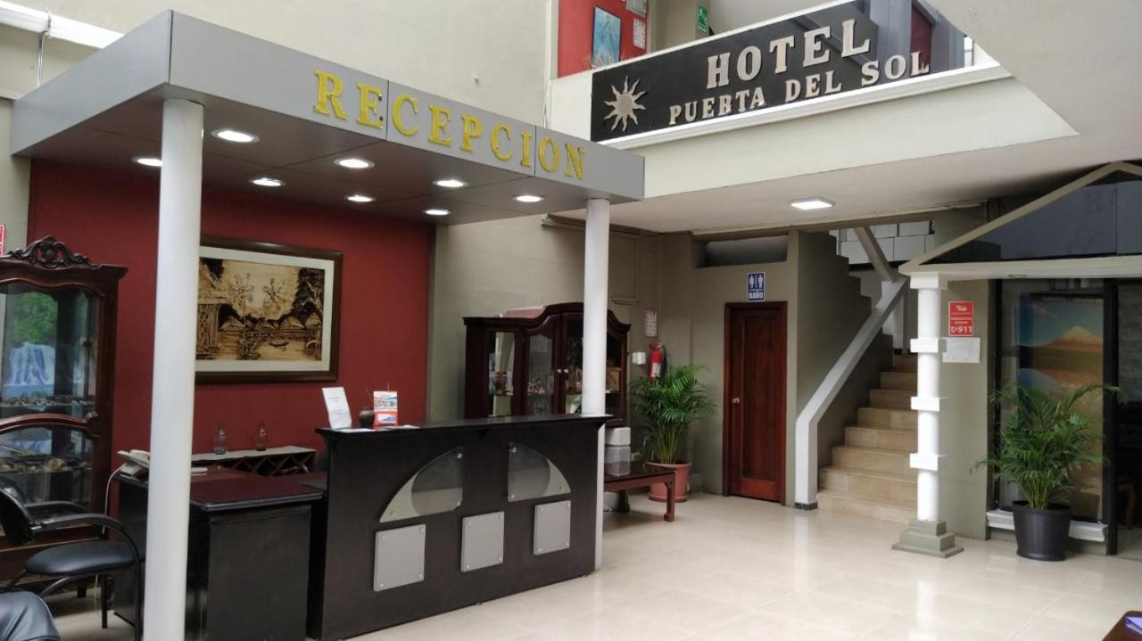 Hotel Puerta Del Sol Санто-Домінґо-де-лос-Колорадос Екстер'єр фото